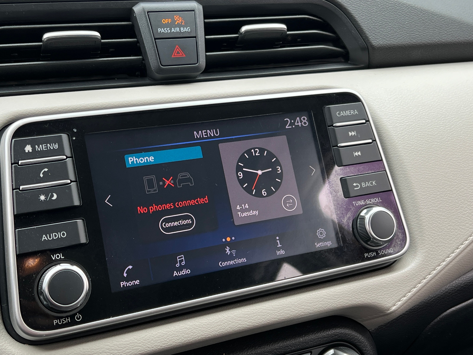 Thumbnail: 2022 Nissan Versa - 4