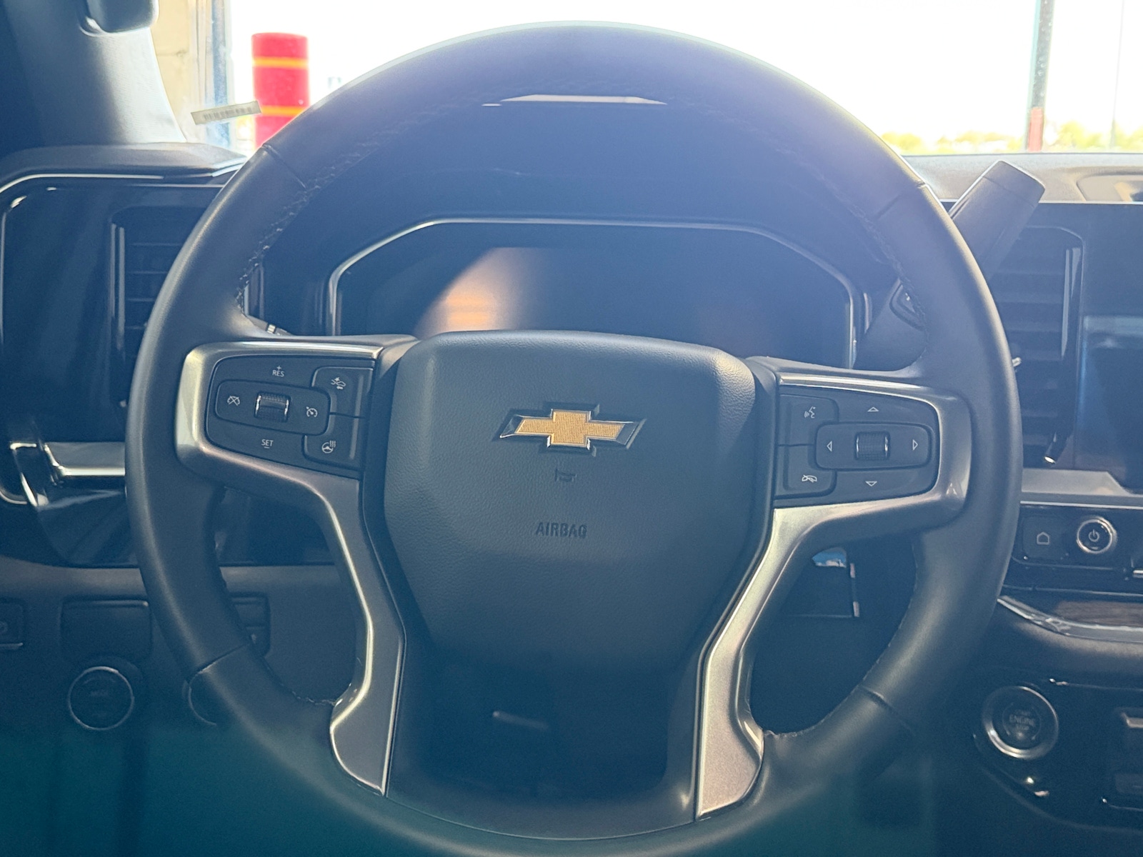 Thumbnail: 2023 Chevrolet Silverado 1500 - 5