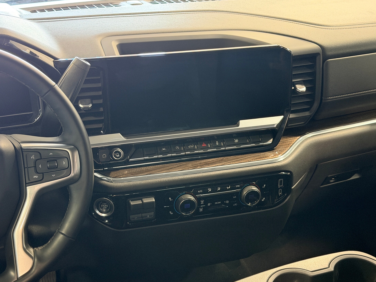 Thumbnail: 2023 Chevrolet Silverado 1500 - 4