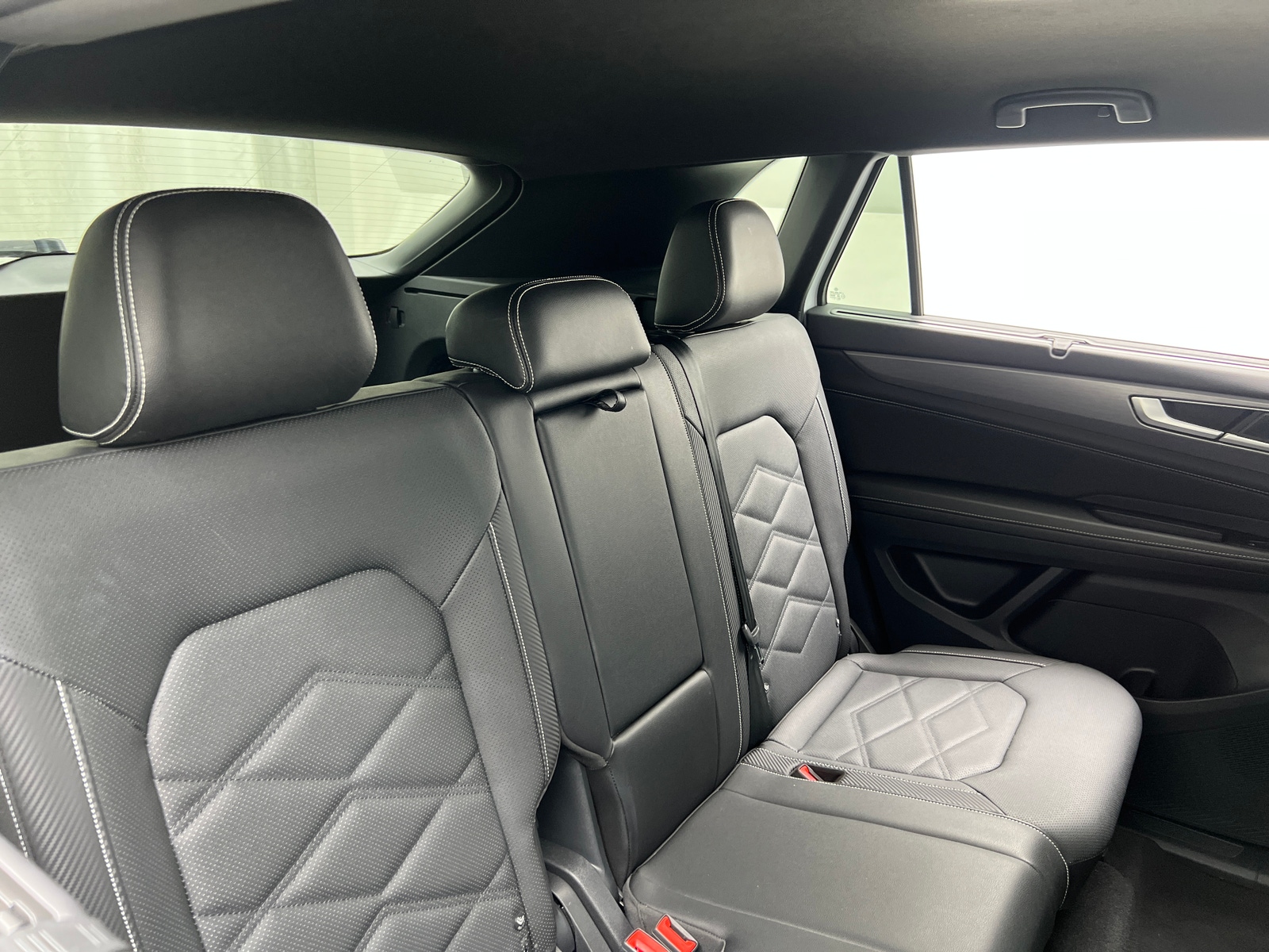 Thumbnail: 2025 Volkswagen Atlas - 5