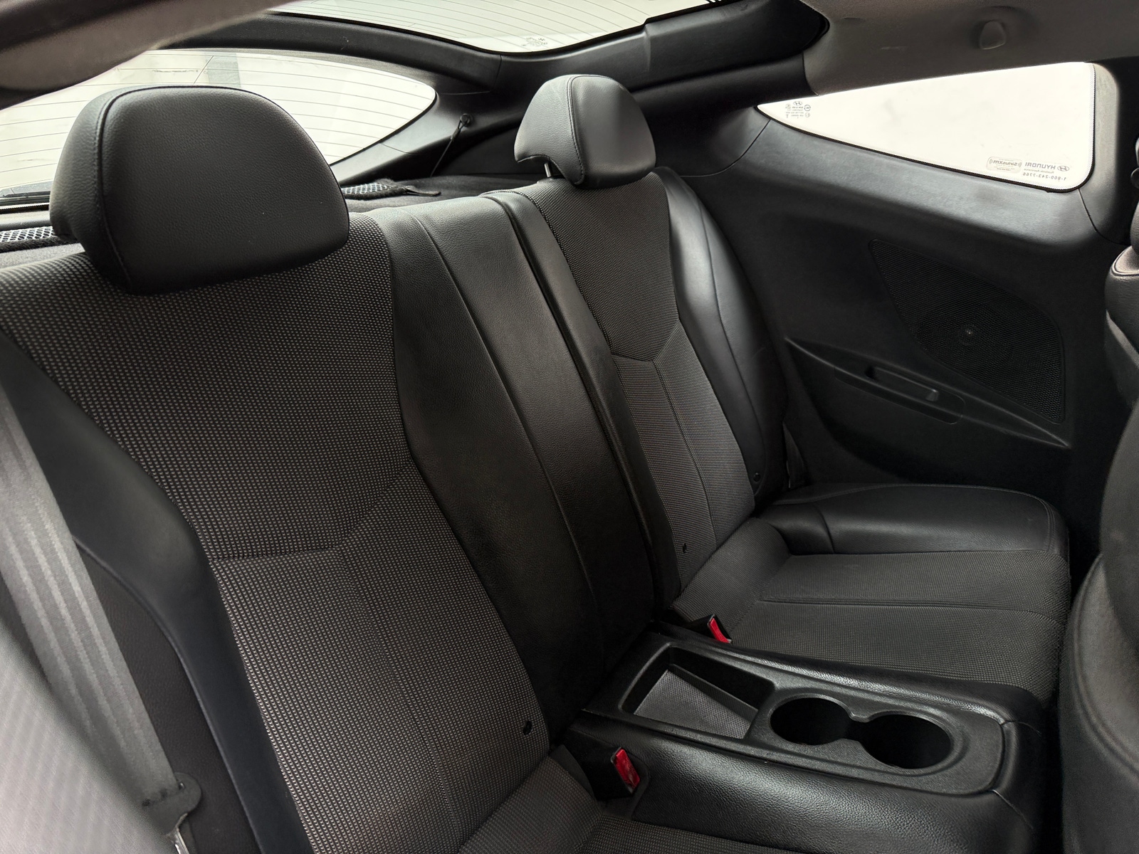 Thumbnail: 2013 Hyundai Veloster - 6