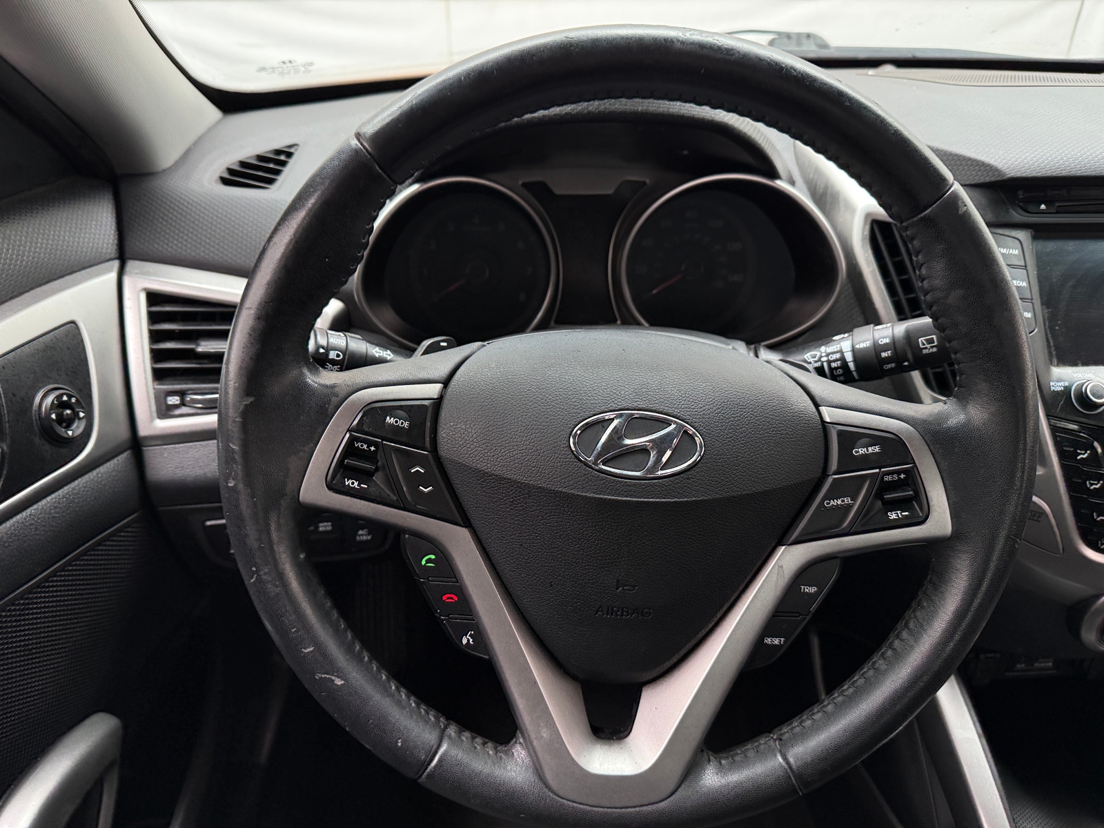 Thumbnail: 2013 Hyundai Veloster - 5