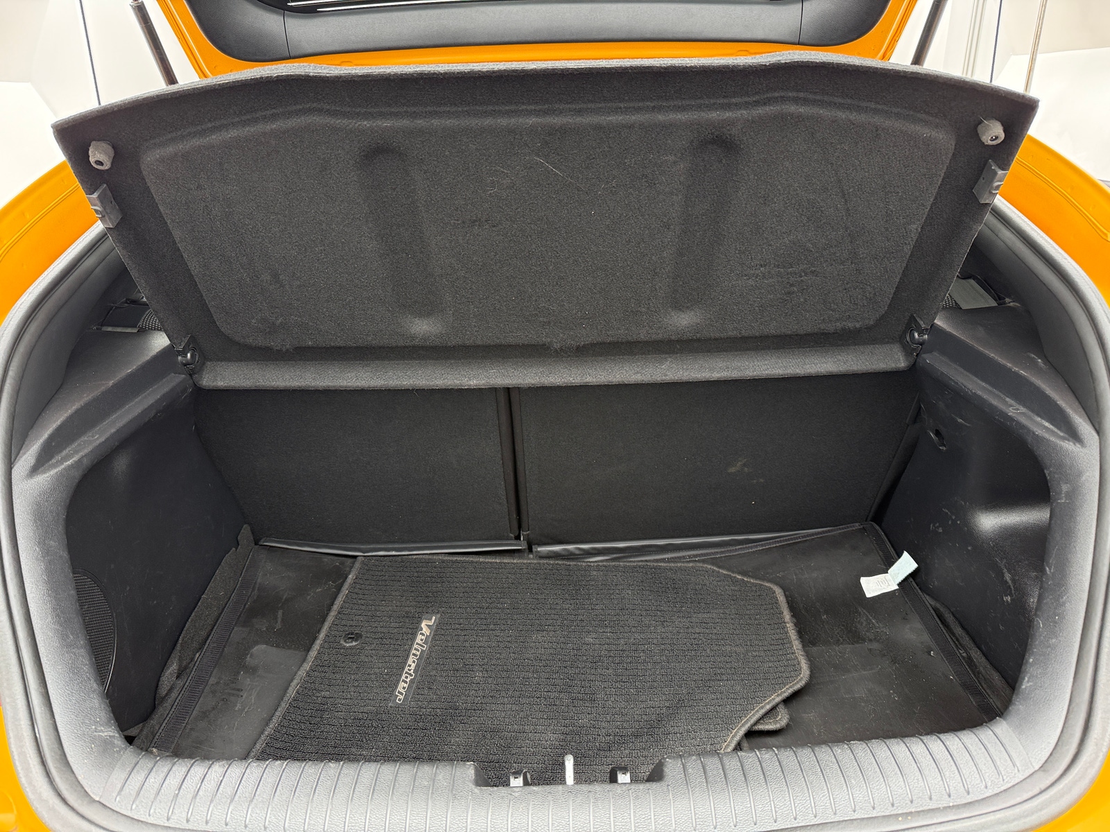 Thumbnail: 2013 Hyundai Veloster - 7