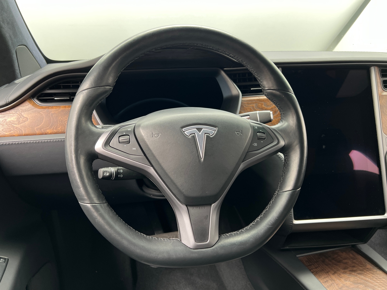 Thumbnail: 2020 Tesla Model X - 4