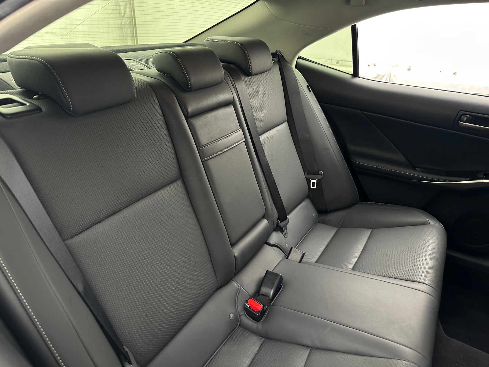 Thumbnail: 2017 Lexus IS - 5