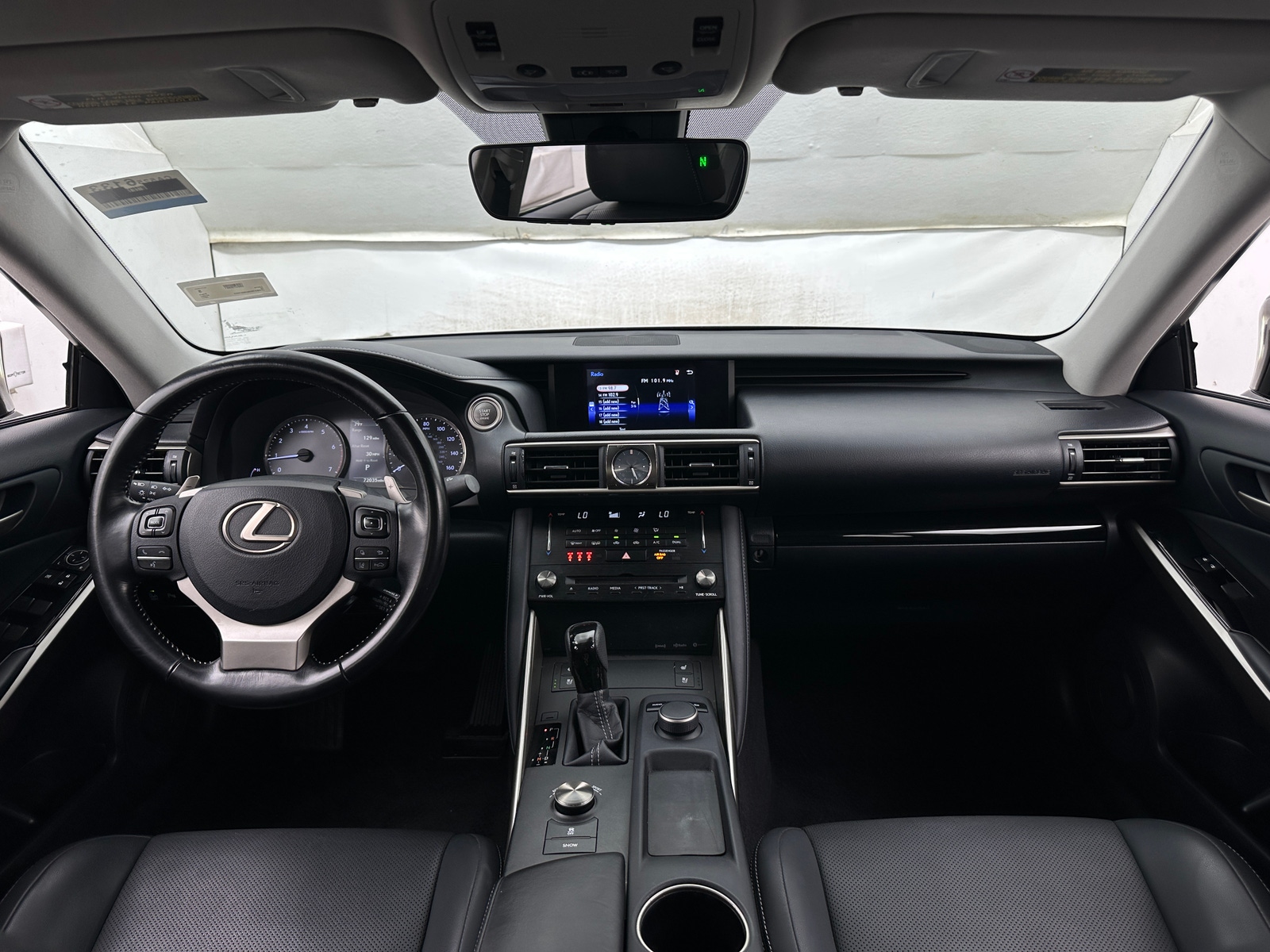 Thumbnail: 2017 Lexus IS - 2
