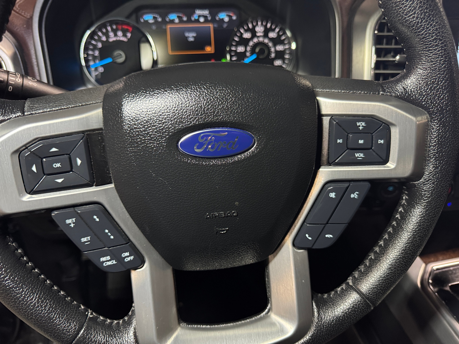 Thumbnail: 2016 Ford Econoline - 4