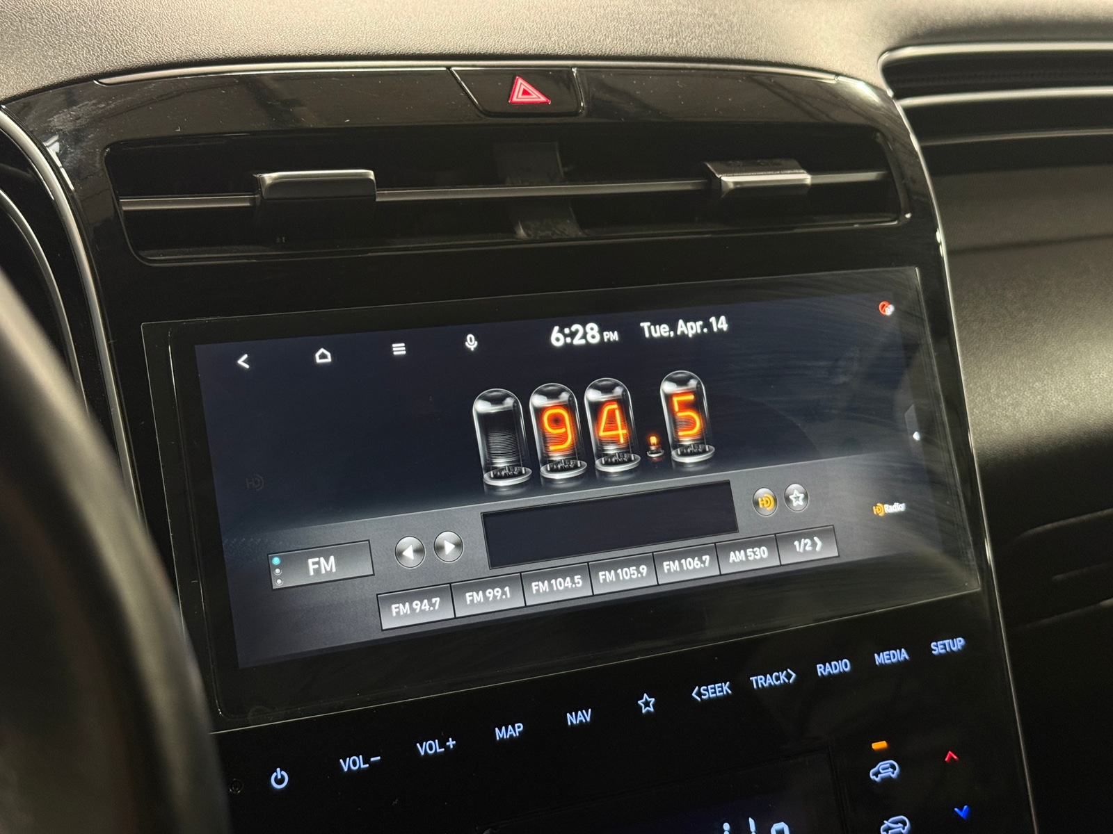 Thumbnail: 2022 Hyundai Tucson - 3