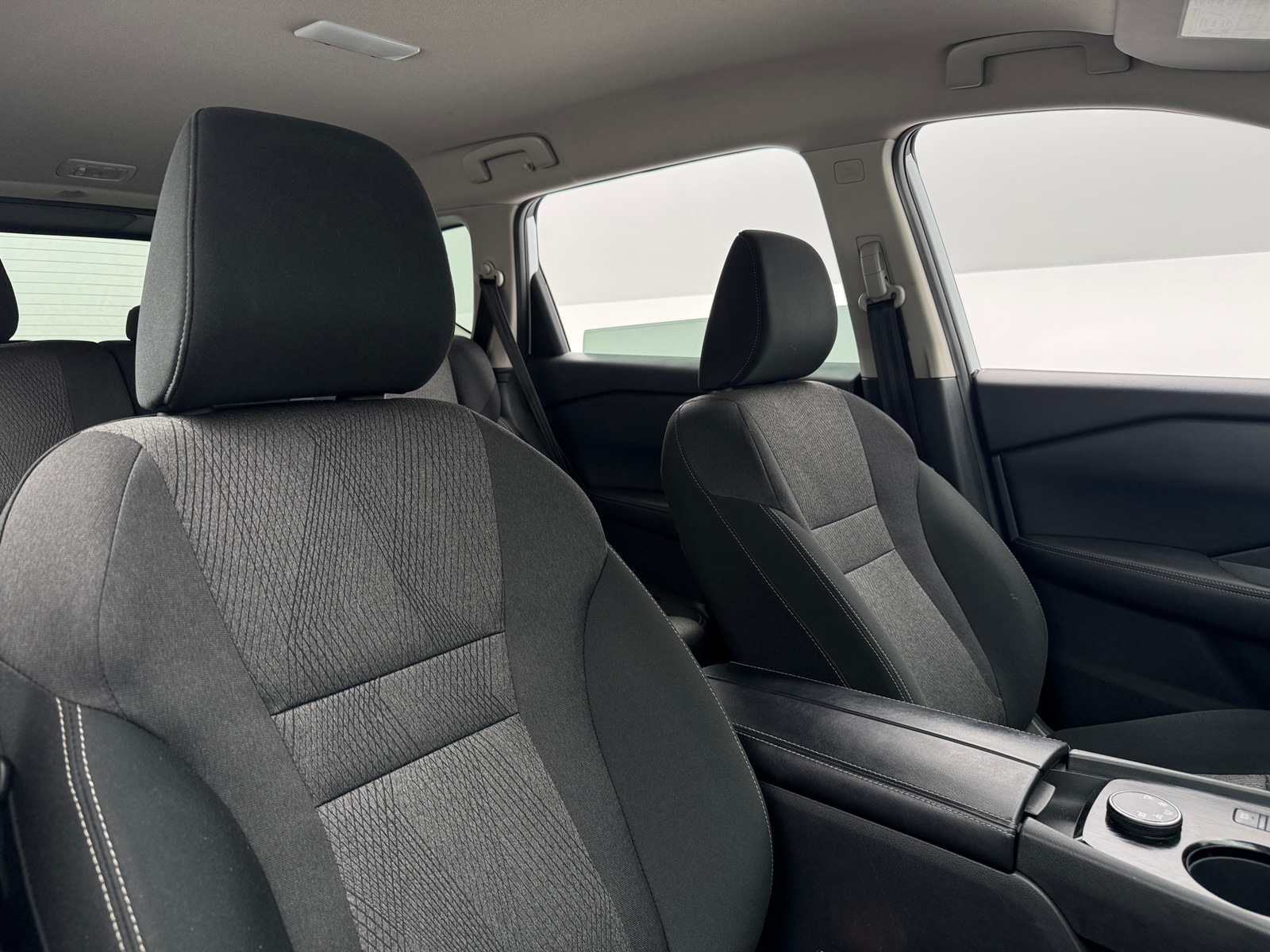 Thumbnail: 2025 Nissan Rogue - 2