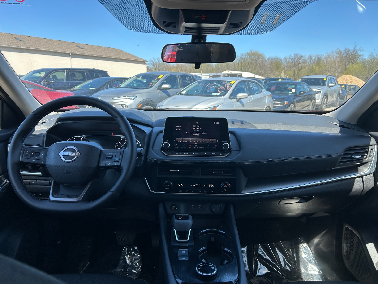 Thumbnail: 2025 Nissan Rogue - 3