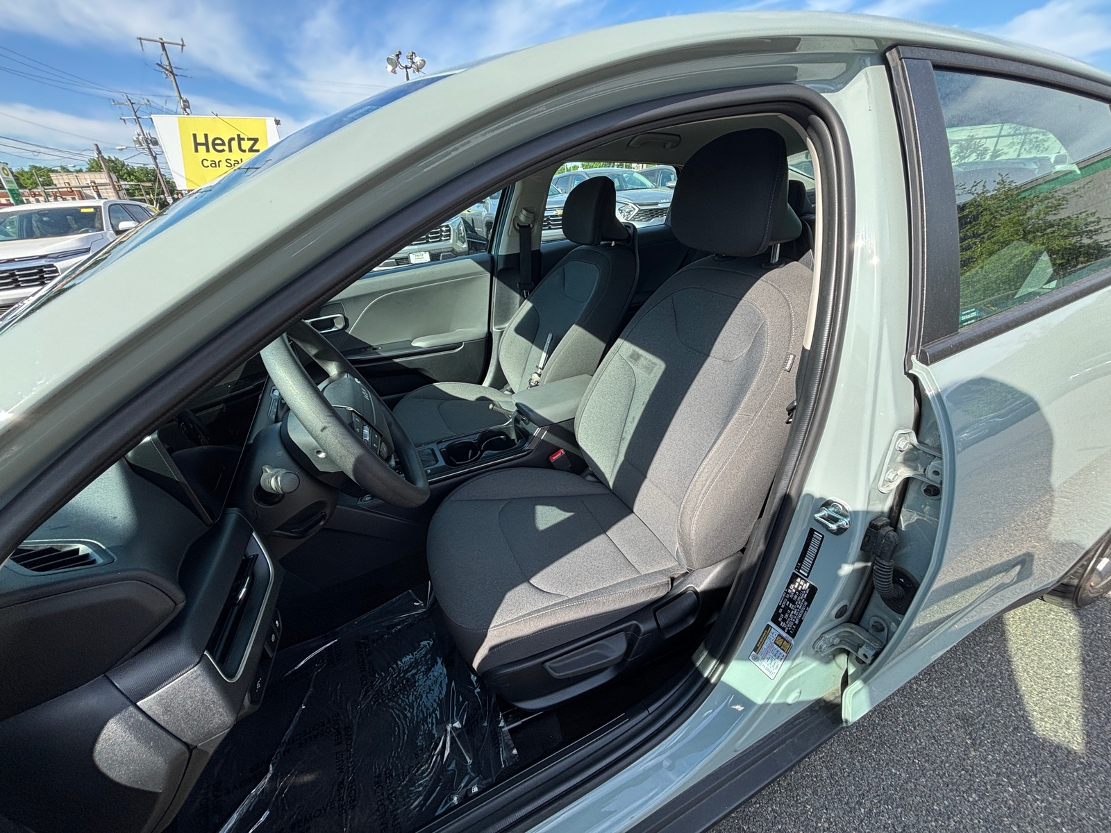 Thumbnail: 2025 Kia K4 - 2