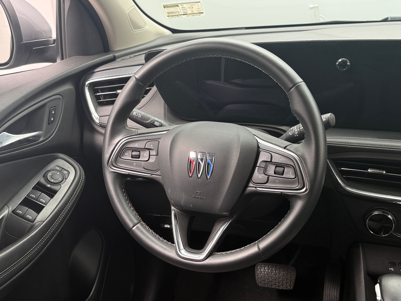 Thumbnail: 2025 Buick Encore GX - 4