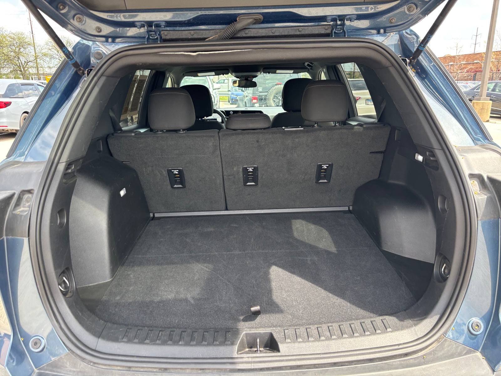 Thumbnail: 2025 Chevrolet Equinox - 6