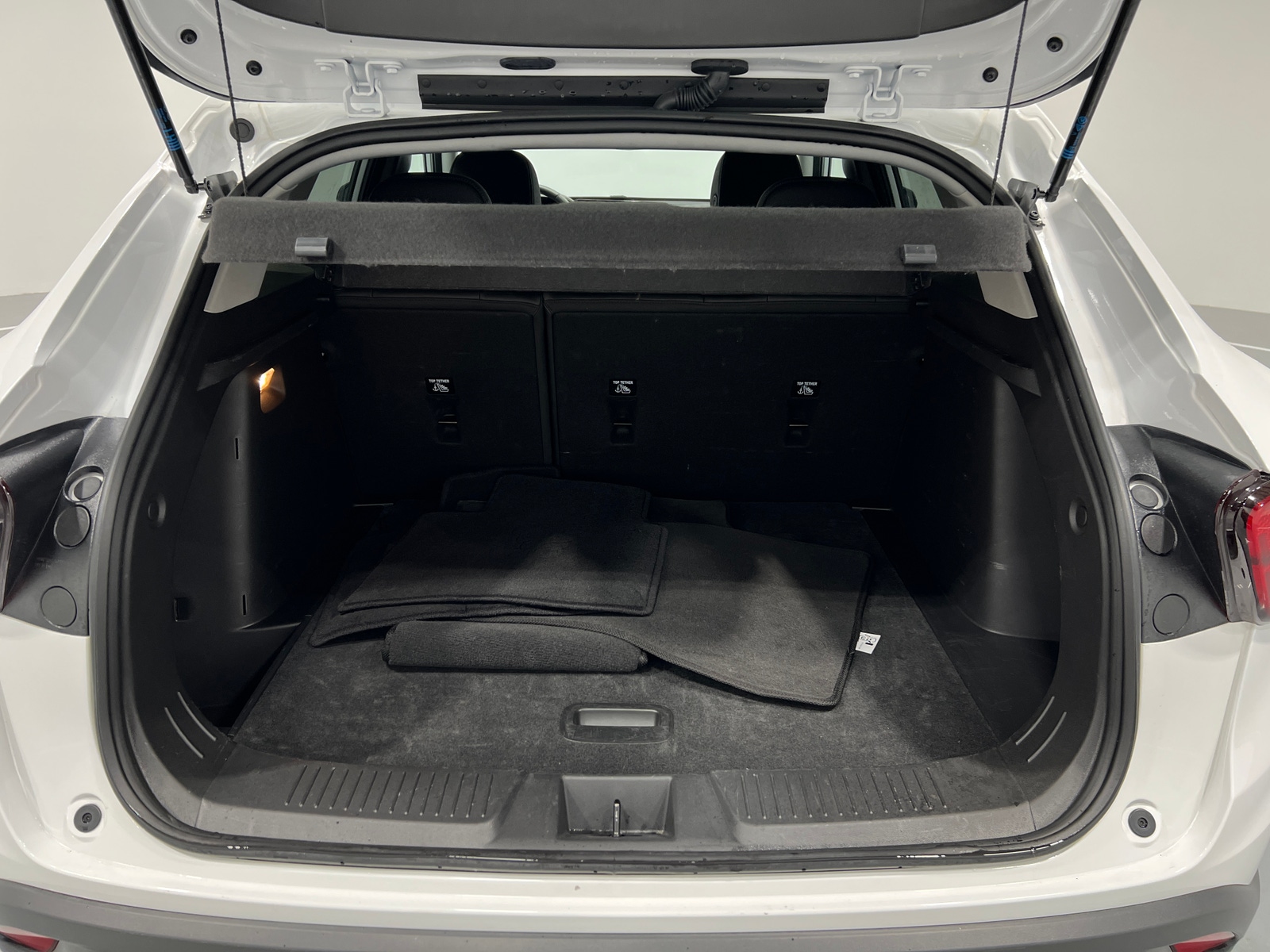 Thumbnail: 2025 Chevrolet Trax - 7