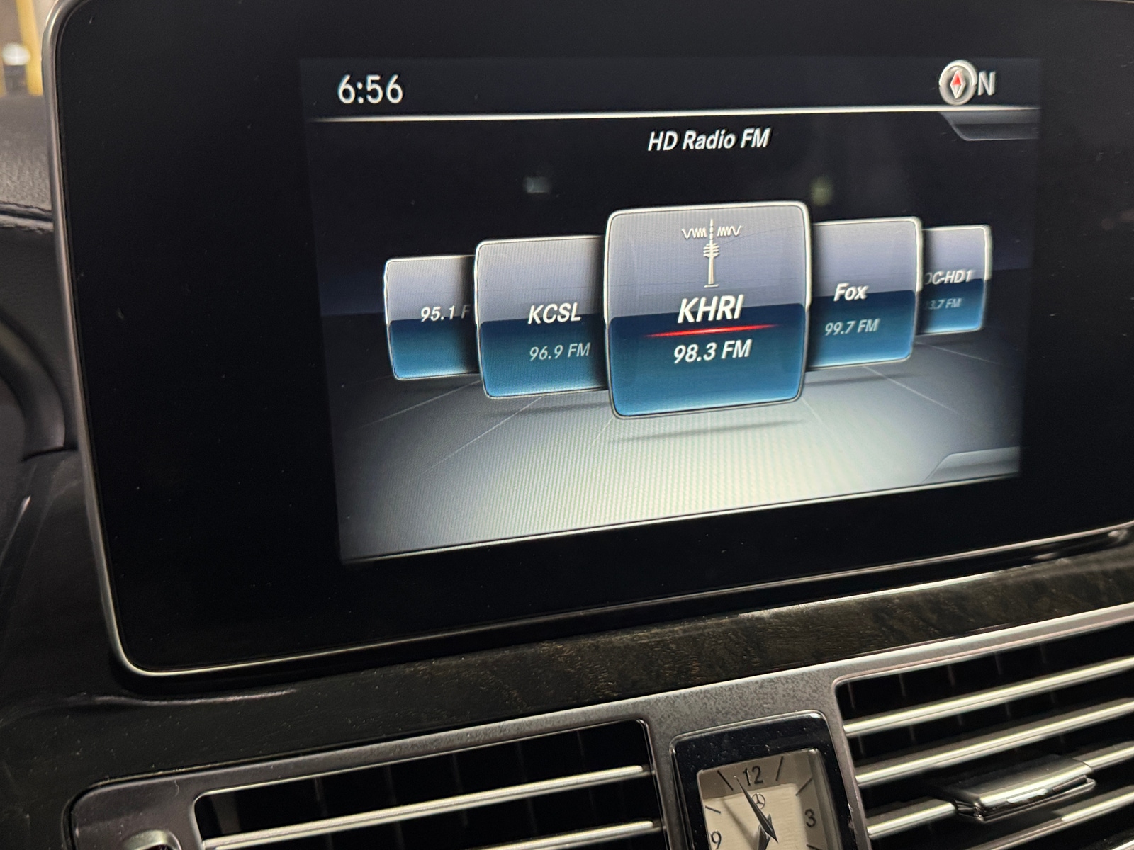 Thumbnail: 2018 Mercedes-Benz CLS - 3