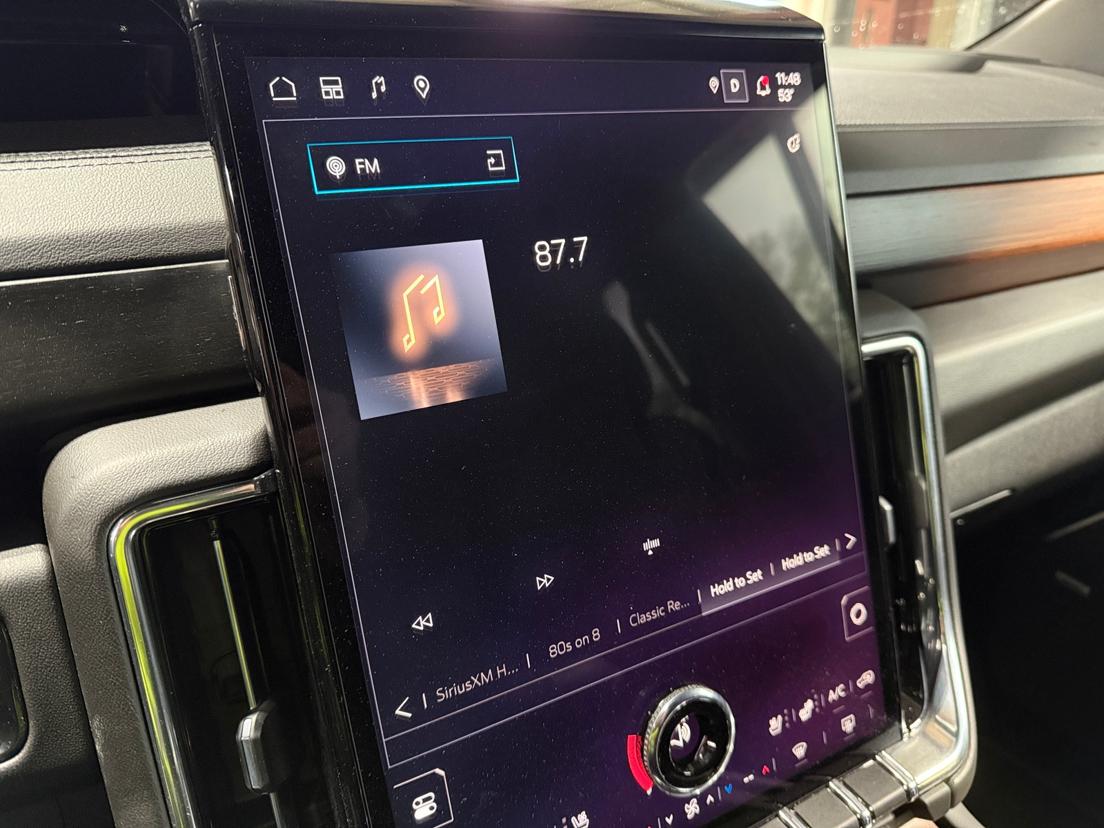 Thumbnail: 2025 GMC Yukon XL - 3