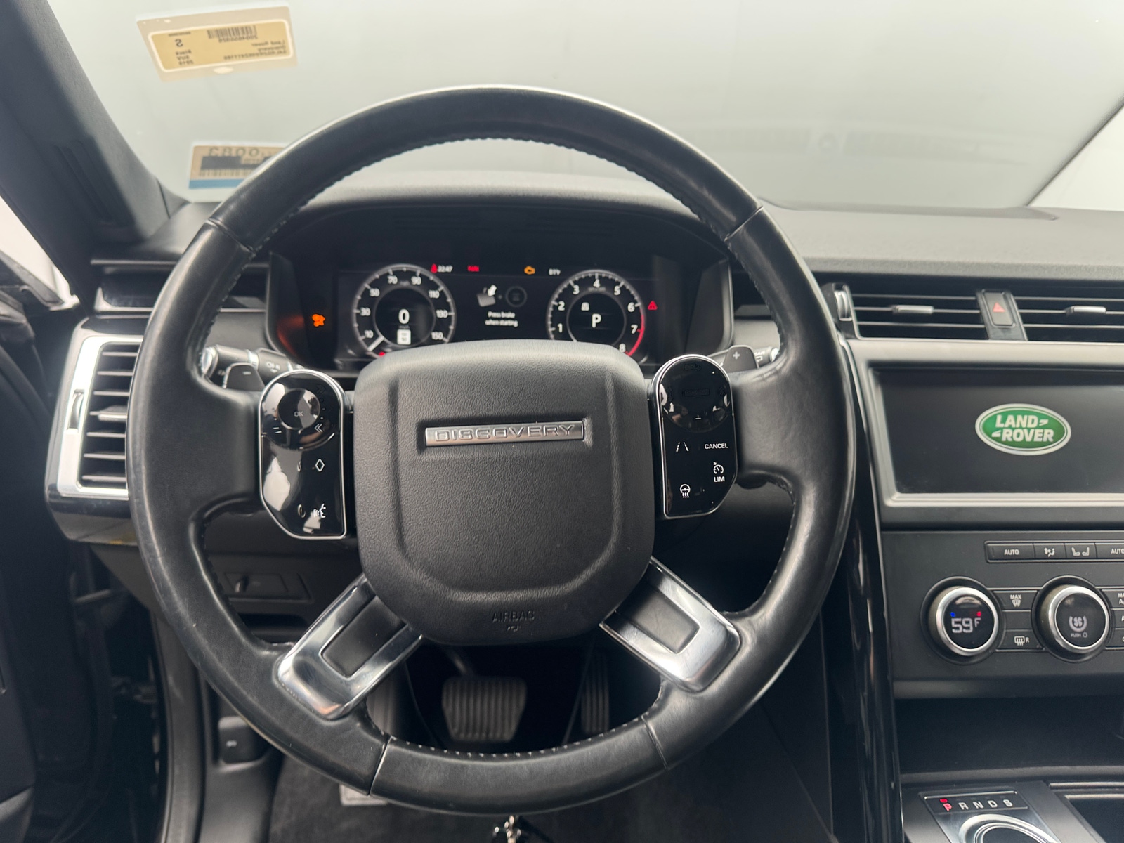 Thumbnail: 2019 Land Rover Discovery - 4