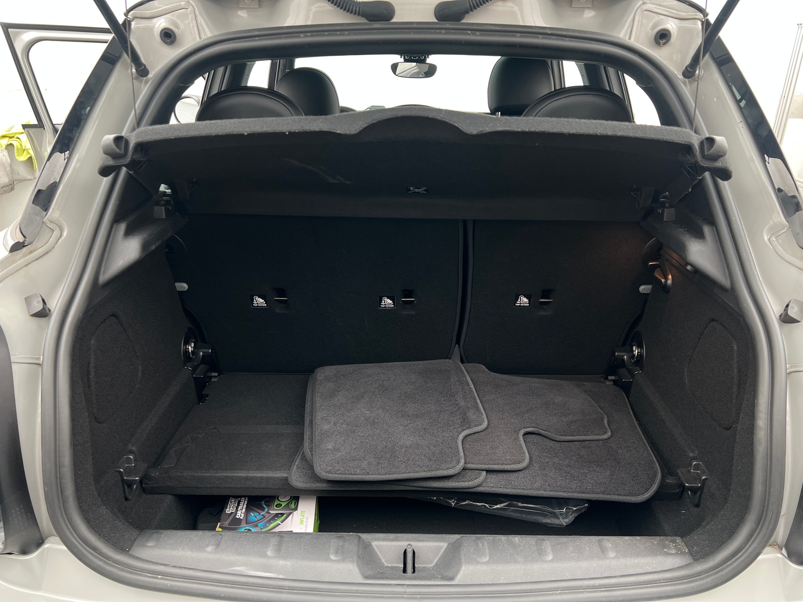 Thumbnail: 2022 MINI Cooper Hardtop - 6