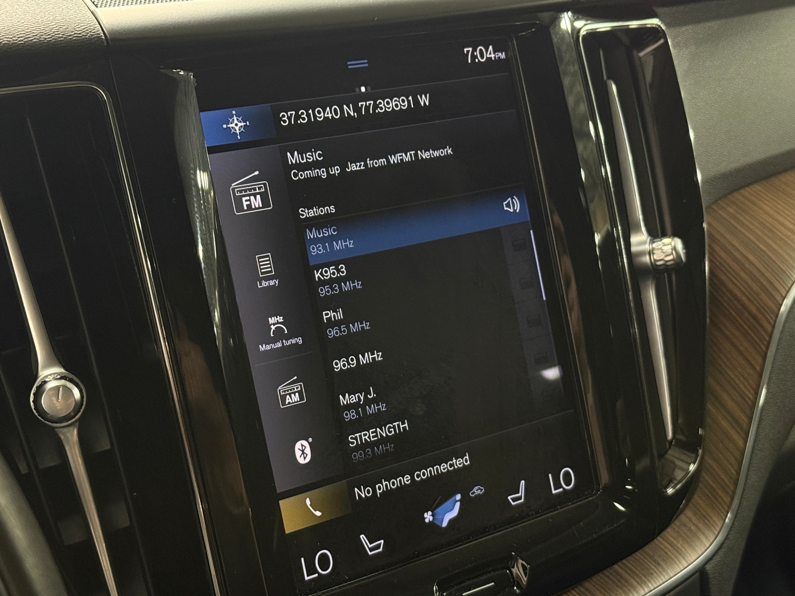 Thumbnail: 2021 Volvo XC60 - 3