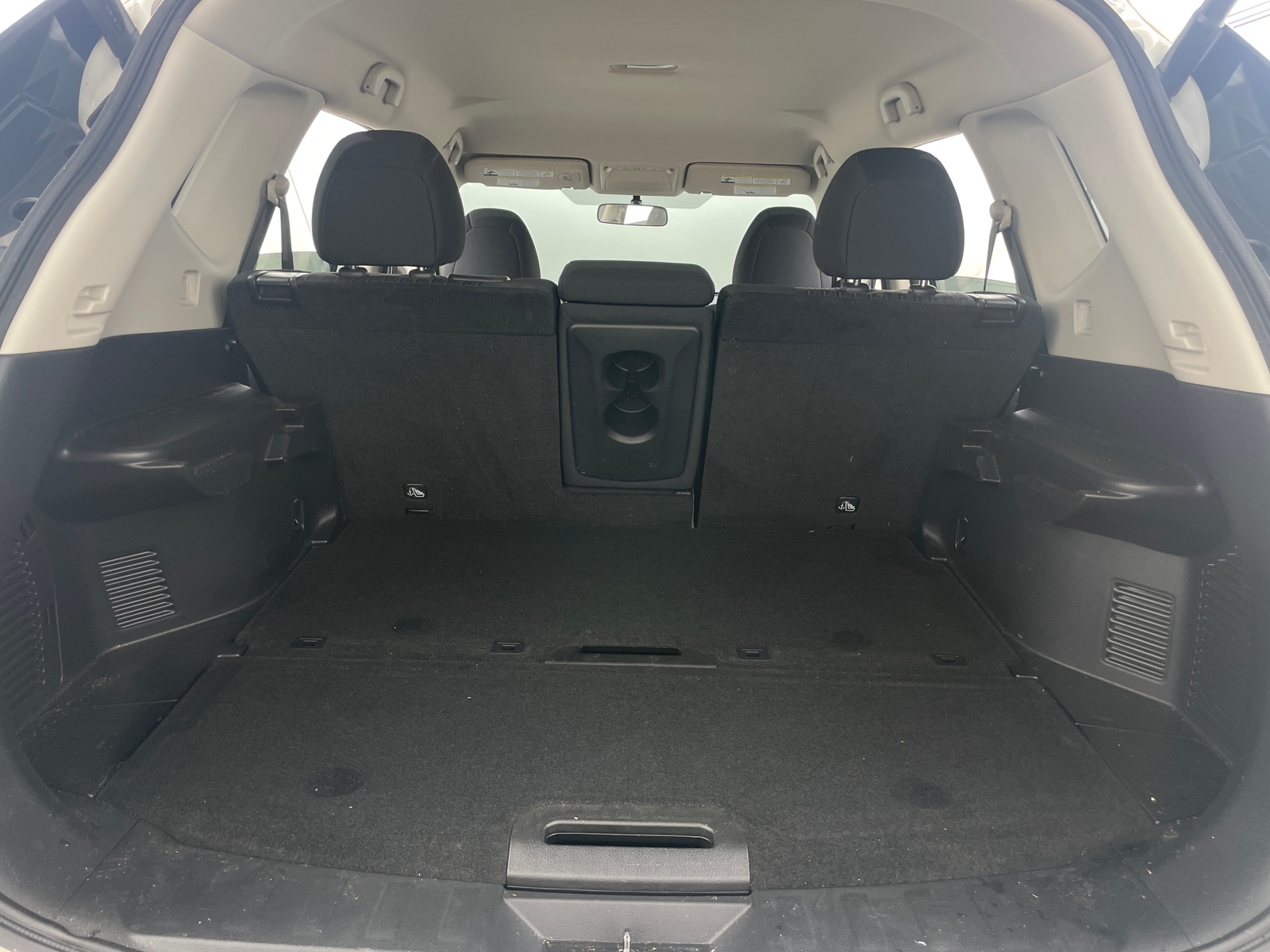 Thumbnail: 2018 Nissan Rogue - 7