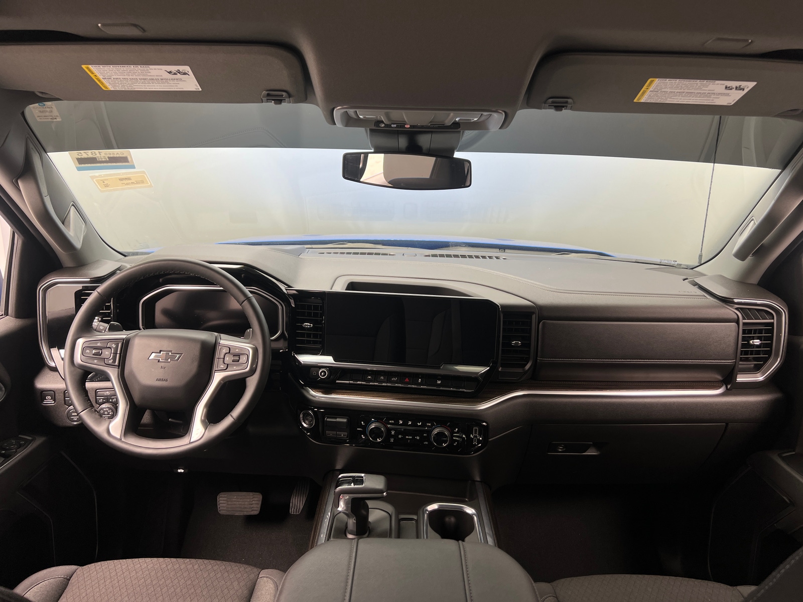 Thumbnail: 2026 Chevrolet Silverado 1500 - 3