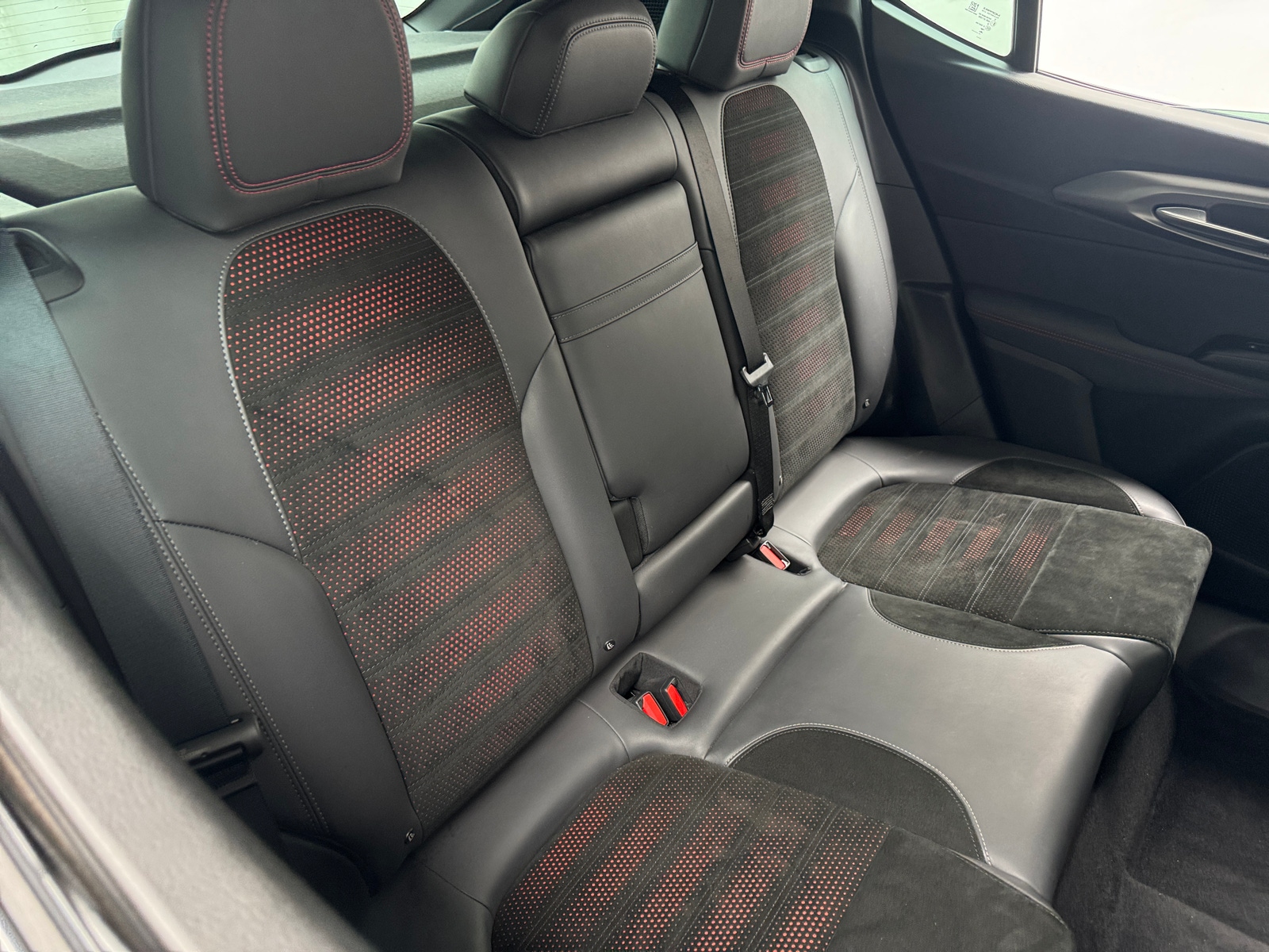 Thumbnail: 2024 Dodge Hornet - 5