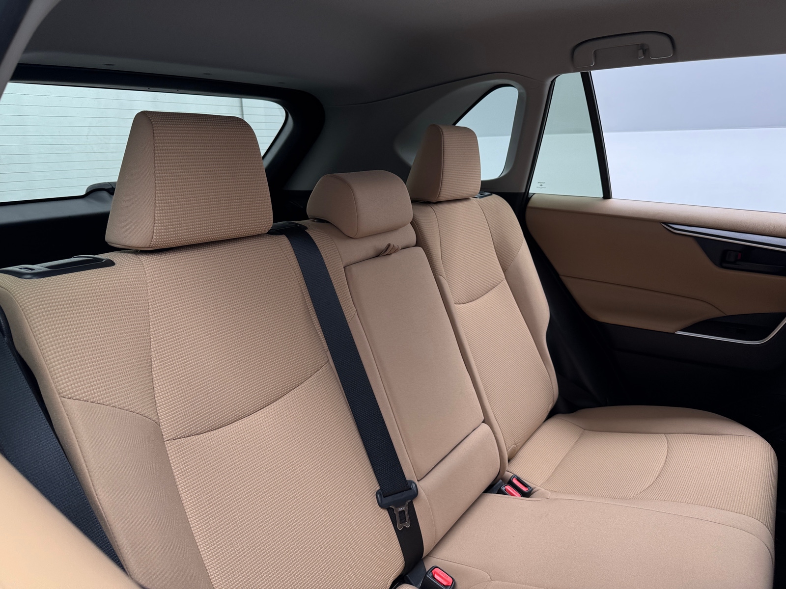 Thumbnail: 2020 Toyota RAV4 - 6