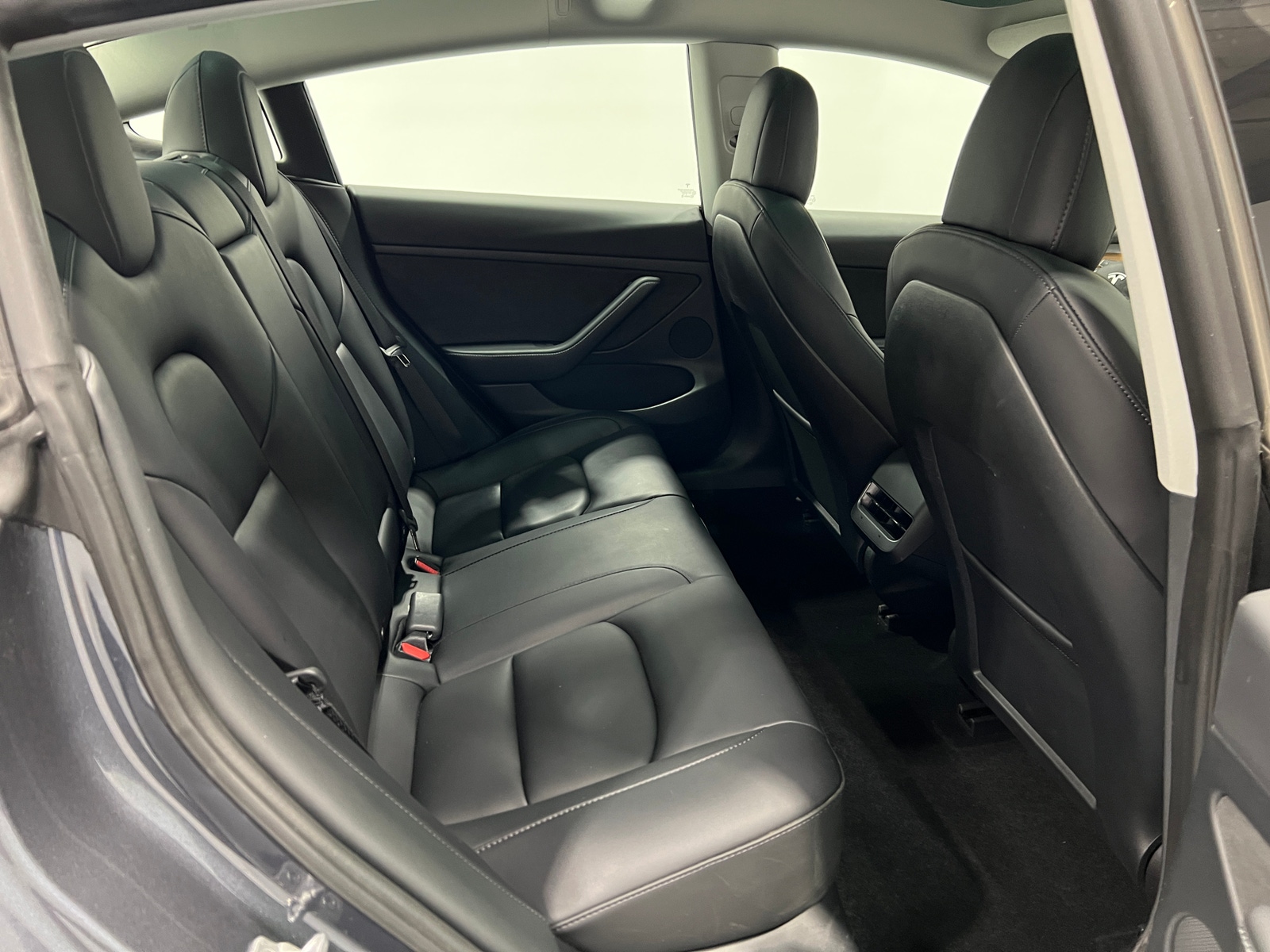 Thumbnail: 2023 Tesla Model 3 - 5