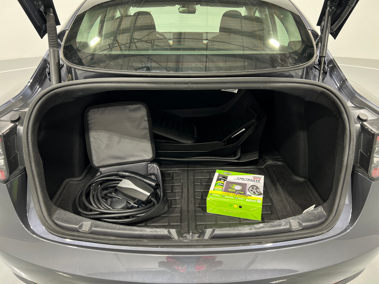 Thumbnail: 2023 Tesla Model 3 - 6