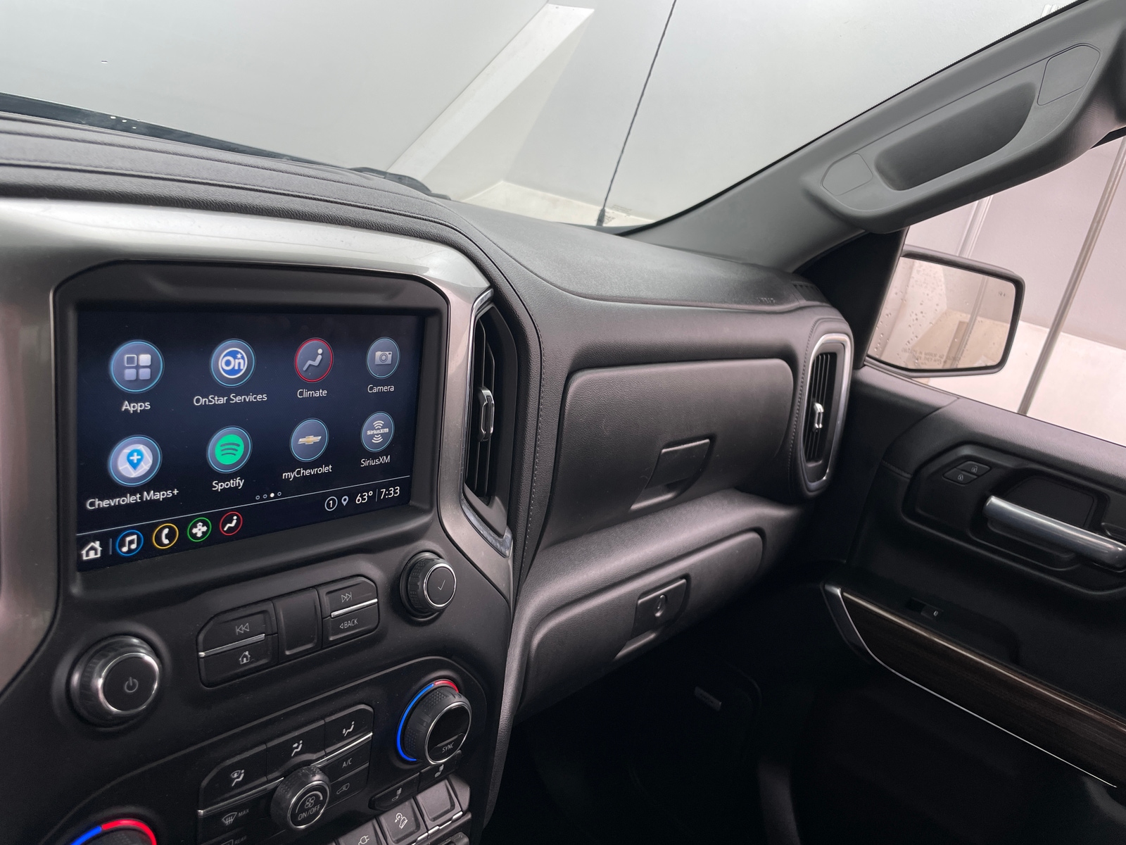 Thumbnail: 2021 Chevrolet Silverado 1500 - 3