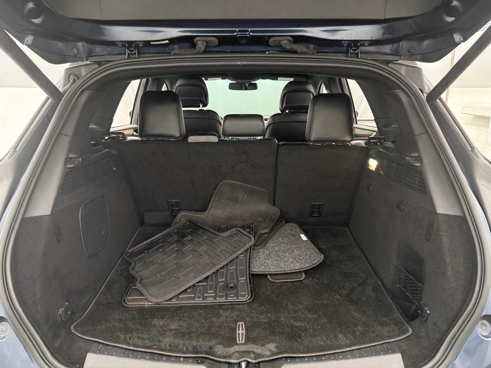 Thumbnail: 2015 Lincoln MKC - 6