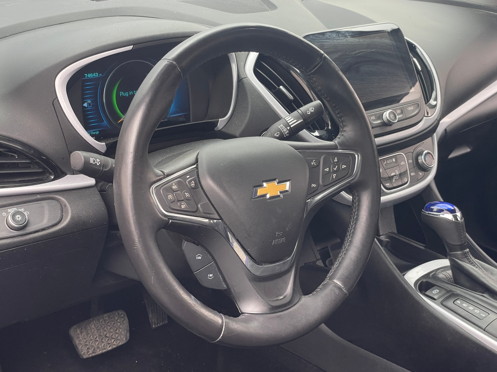 Thumbnail: 2017 Chevrolet Volt - 5