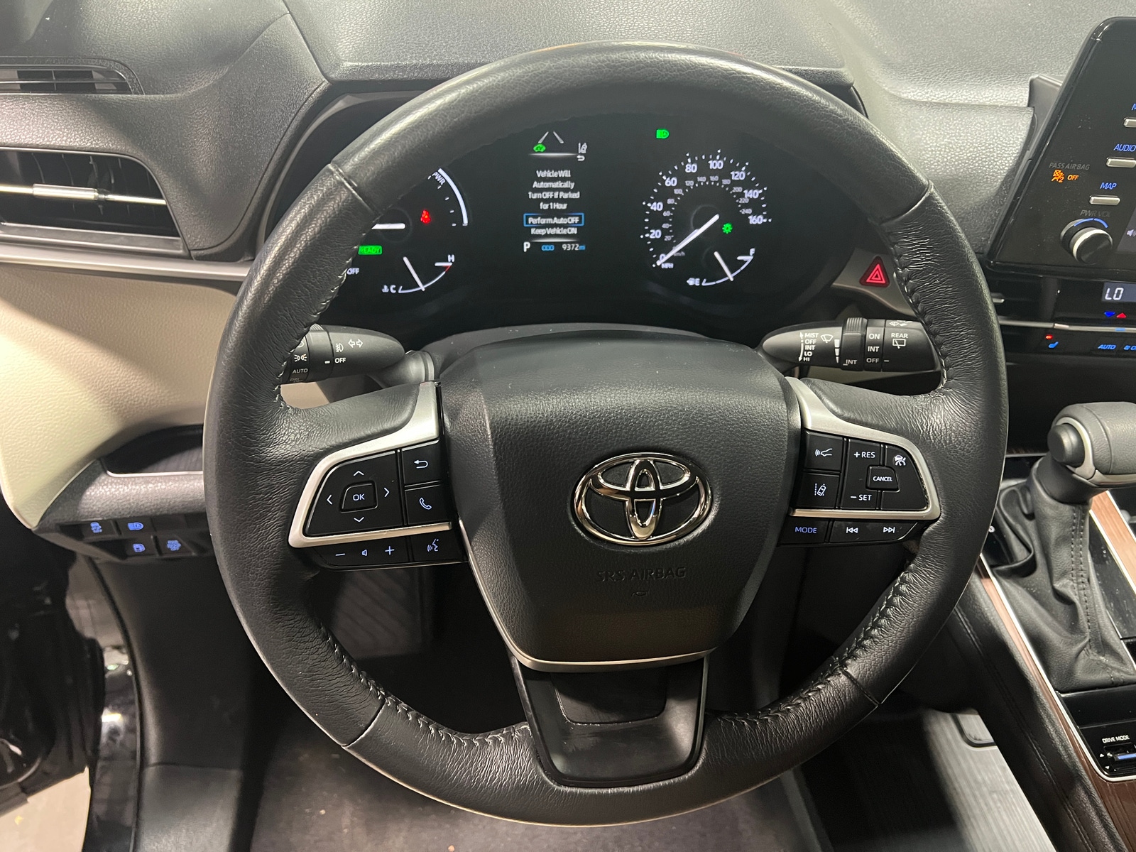 Thumbnail: 2023 Toyota Sienna - 4