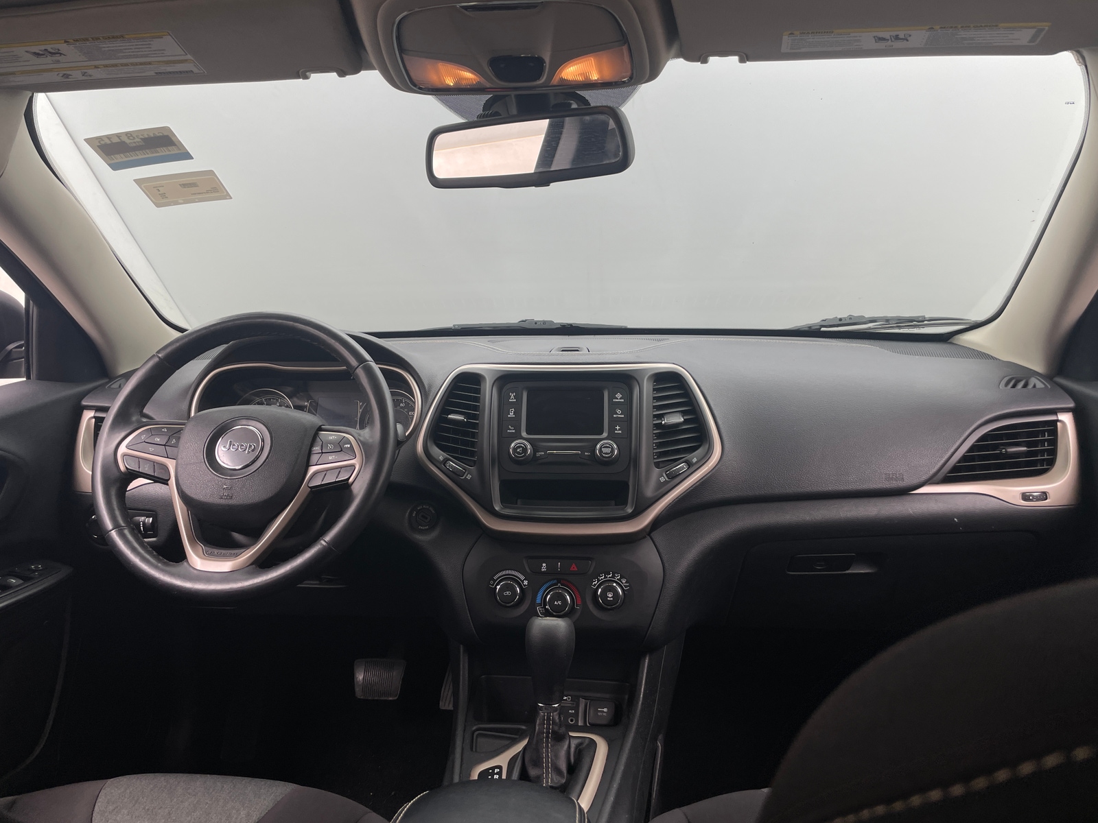 Thumbnail: 2015 Jeep Cherokee - 3