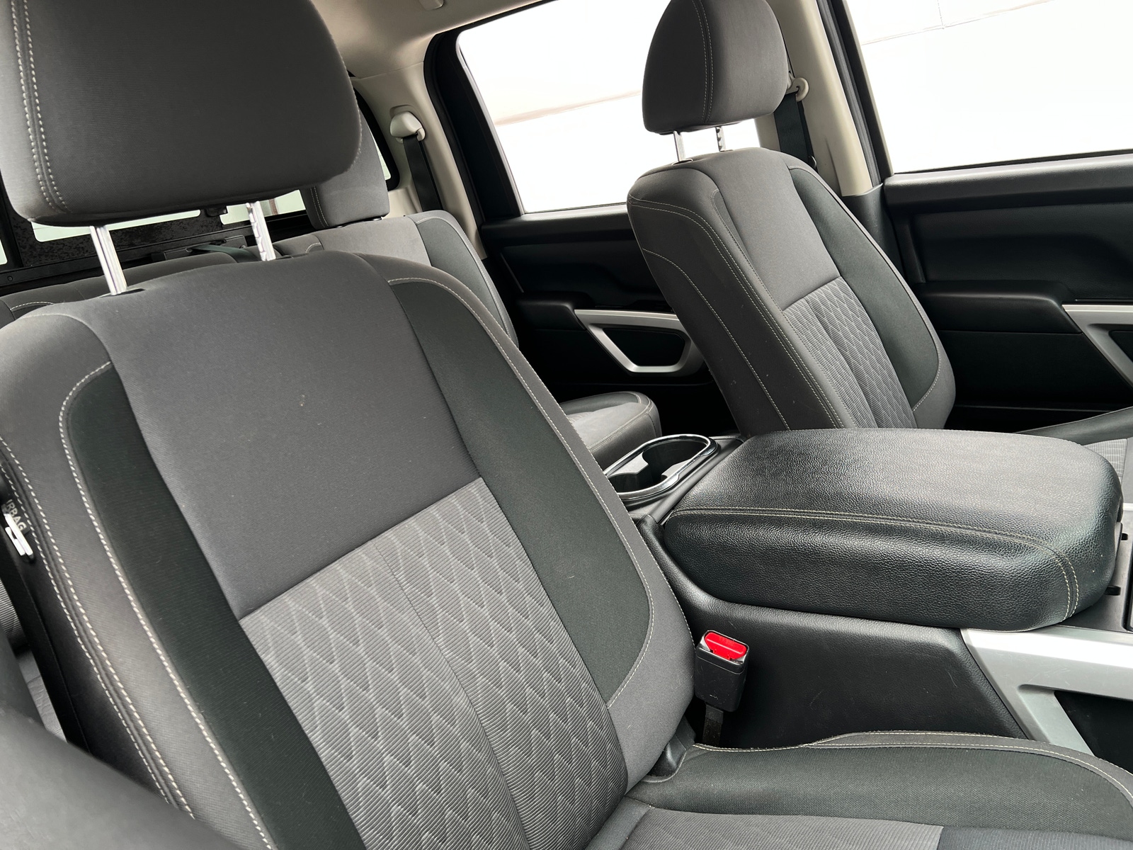 Thumbnail: 2023 Nissan Titan - 2