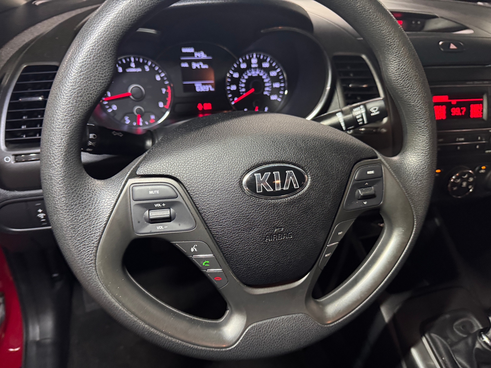 Thumbnail: 2016 Kia Forte - 5