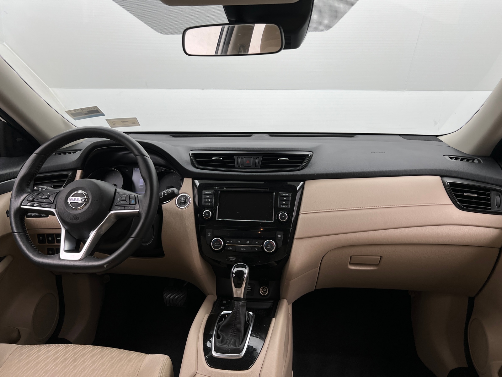 Thumbnail: 2019 Nissan Rogue - 3