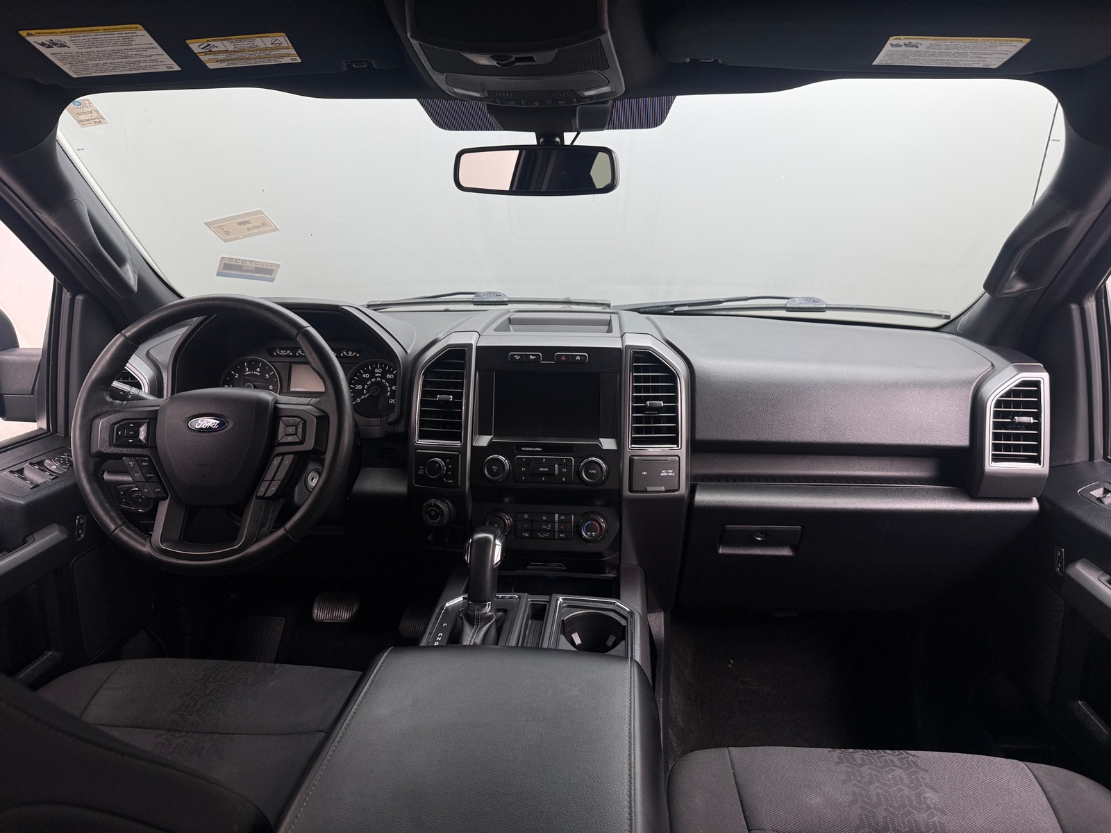 Thumbnail: 2020 Ford Econoline - 3