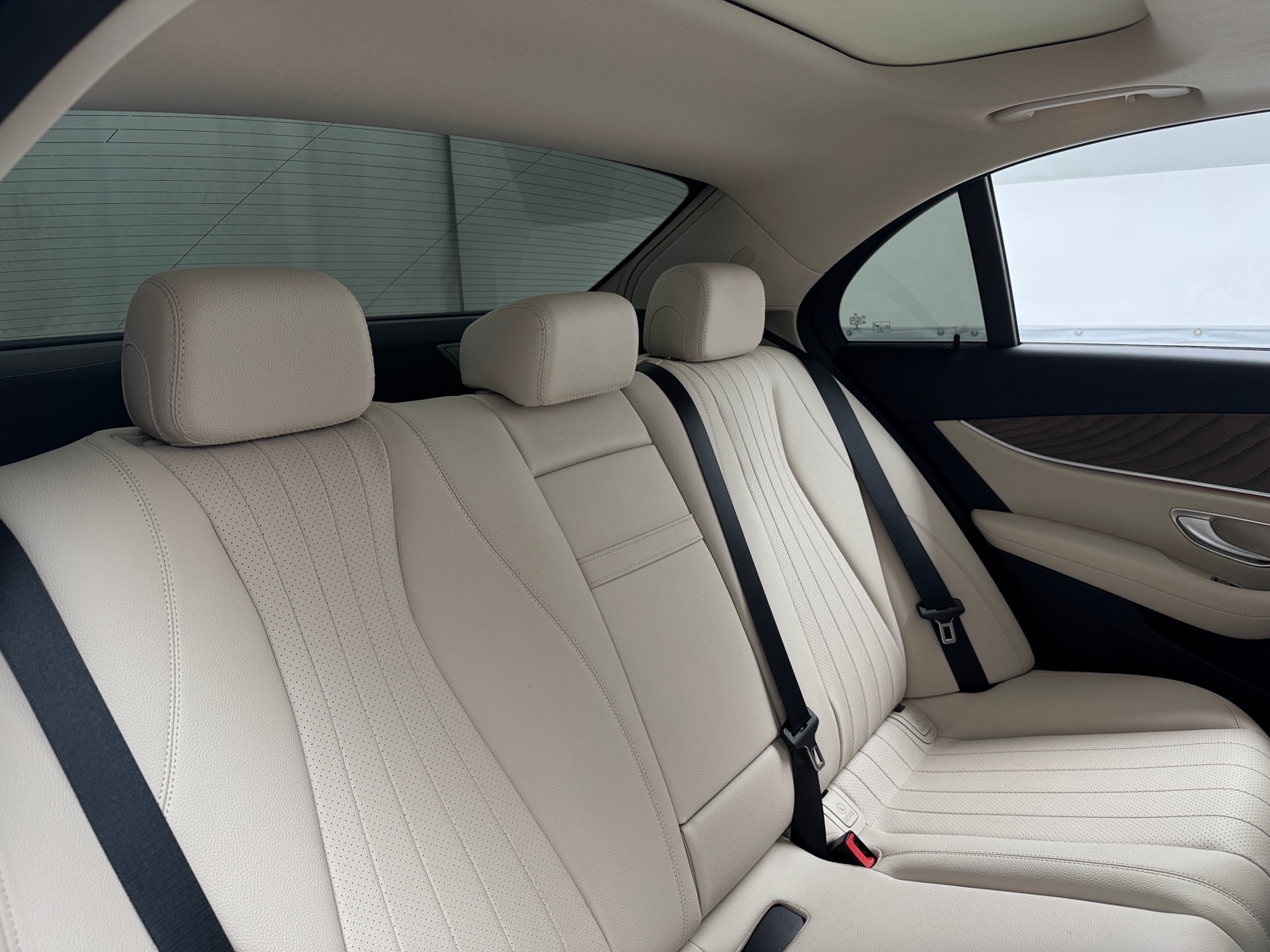 Thumbnail: 2021 Mercedes-Benz E-Class - 5