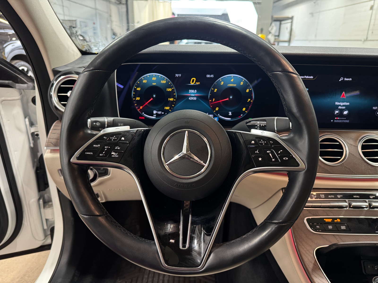 Thumbnail: 2021 Mercedes-Benz E-Class - 4