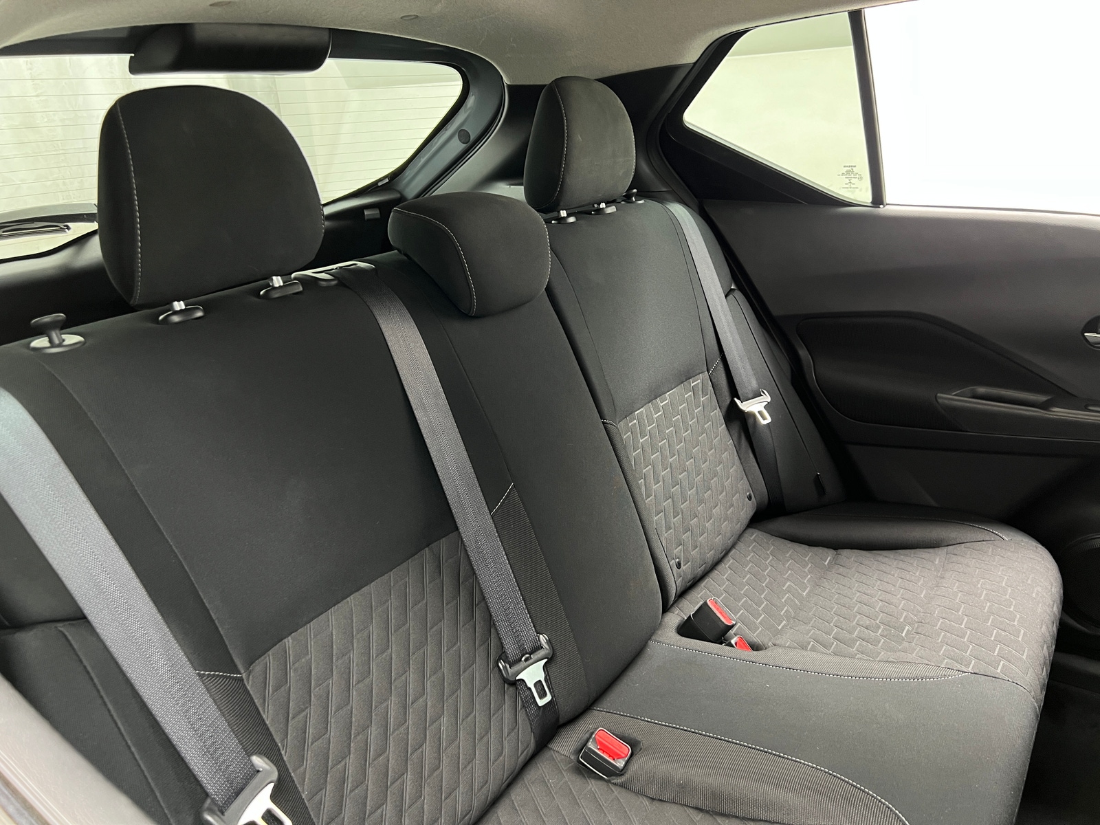 Thumbnail: 2021 Nissan Kicks - 6