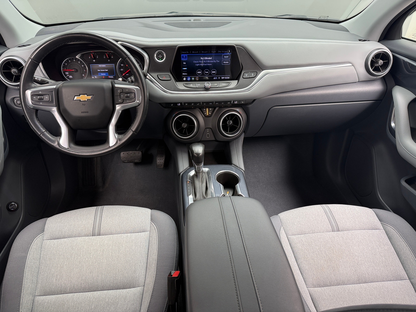 Thumbnail: 2019 Chevrolet Blazer - 3