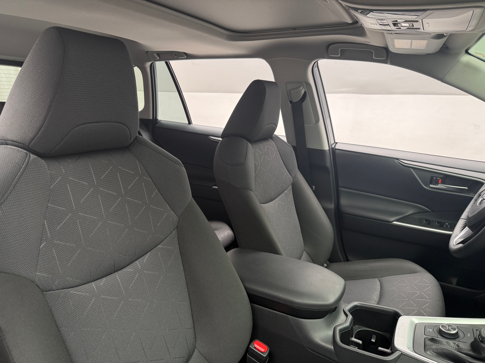 Thumbnail: 2025 Toyota RAV4 - 2