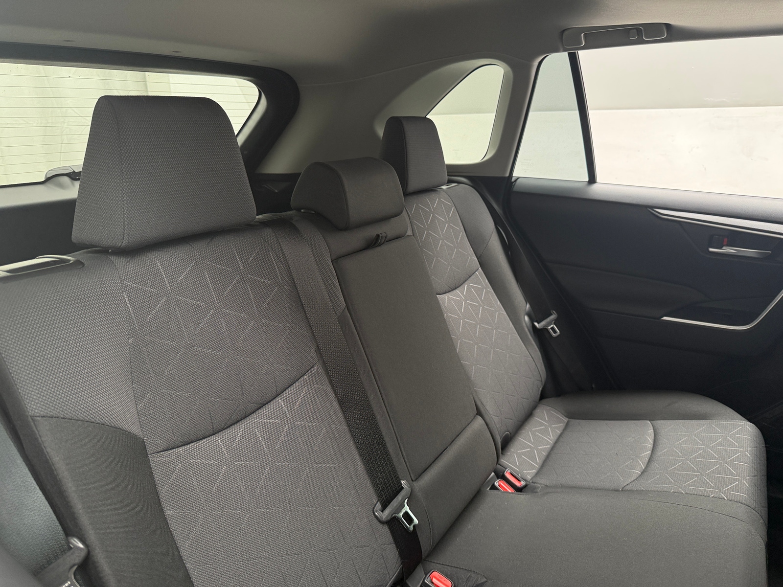 Thumbnail: 2025 Toyota RAV4 - 6