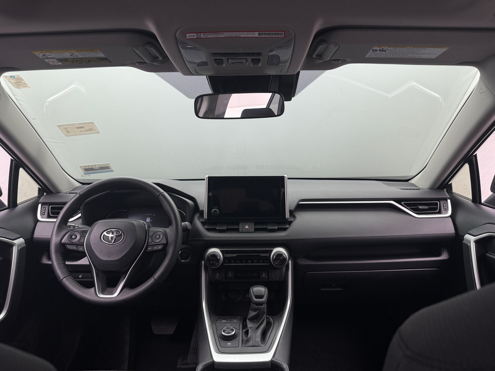 Thumbnail: 2025 Toyota RAV4 - 3