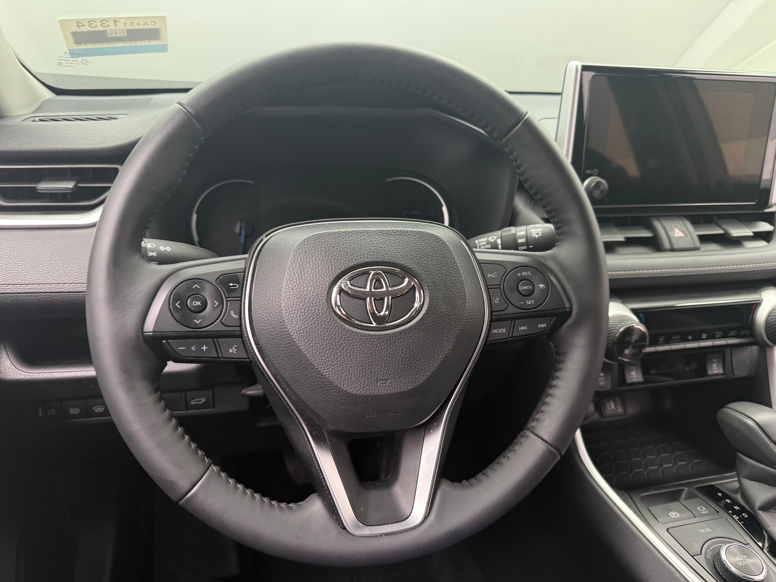 Thumbnail: 2025 Toyota RAV4 - 5