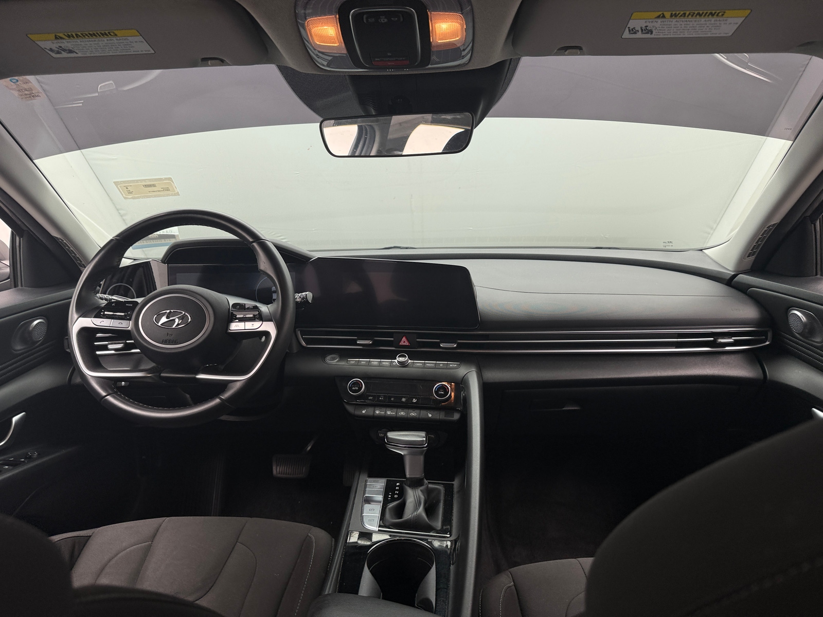 Thumbnail: 2023 Hyundai Elantra - 3