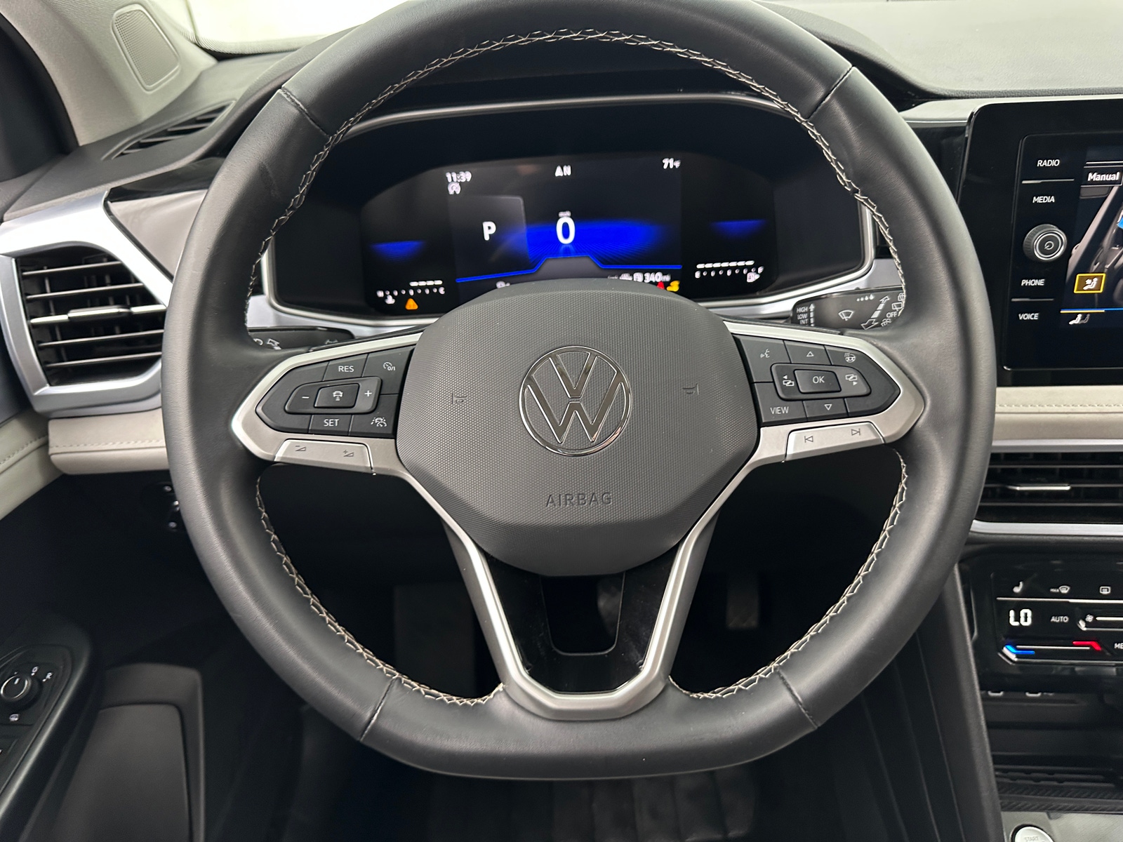 Thumbnail: 2025 Volkswagen Taos - 5