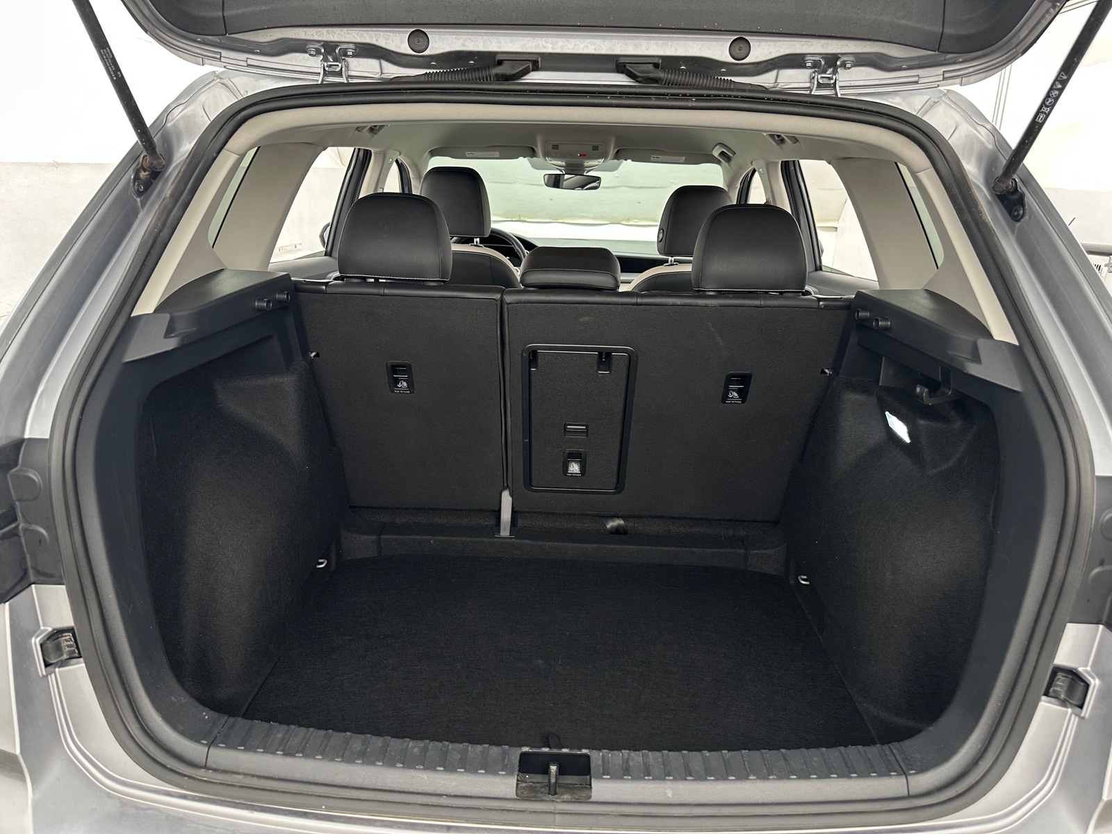 Thumbnail: 2025 Volkswagen Taos - 7