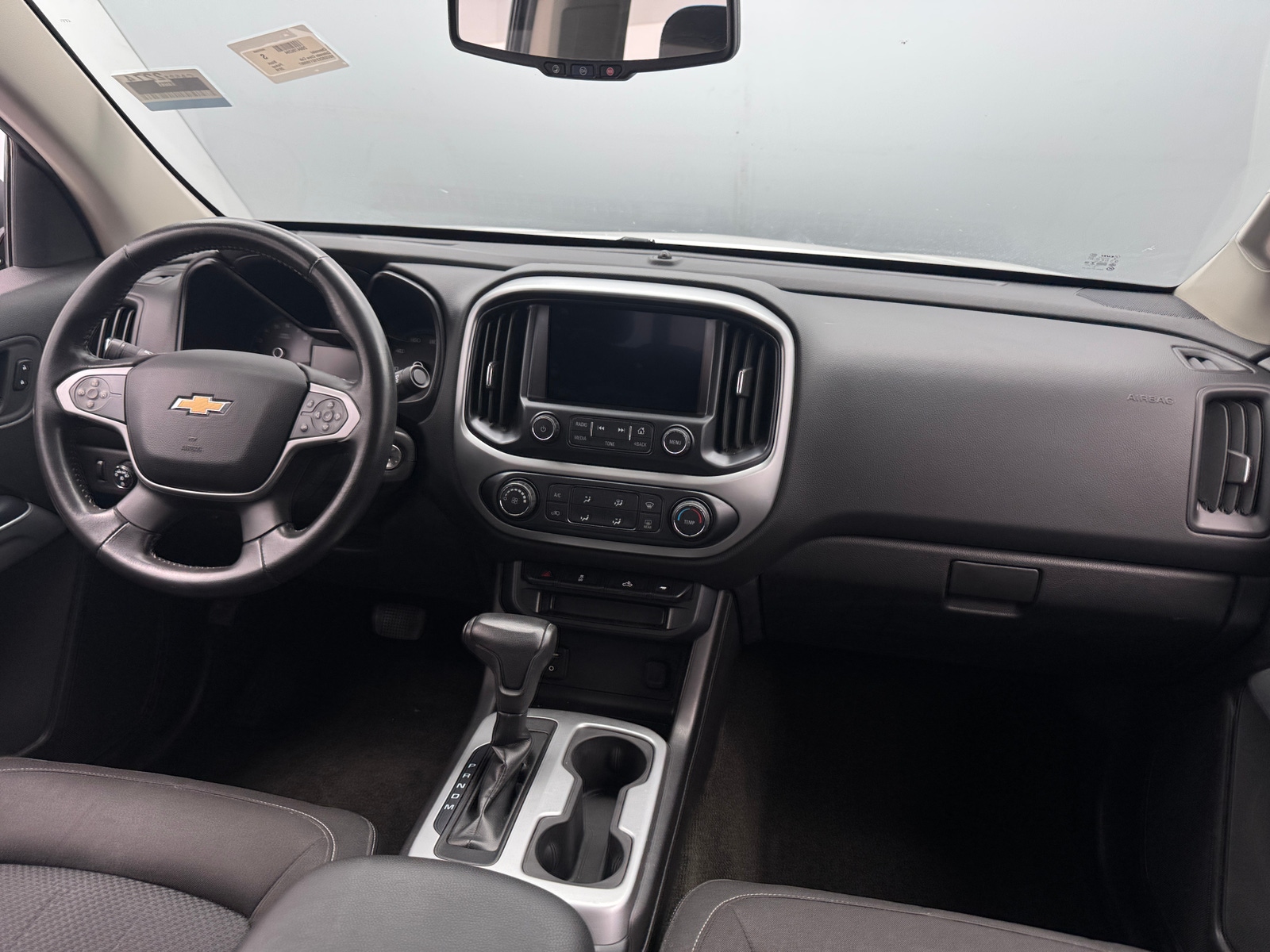 Thumbnail: 2016 Chevrolet Colorado - 3